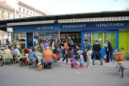 La Salvia - Yppenplatz und Brunnenmarkt