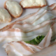 Crostini mit Taleggio und Lardo